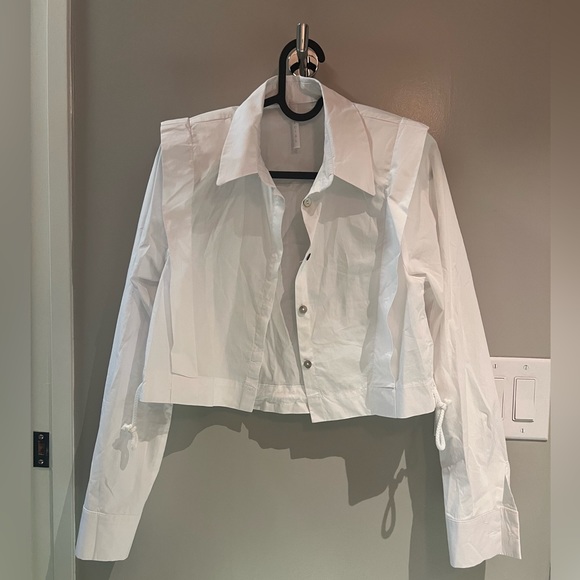 White Shirt Top - Picture 1 of 6